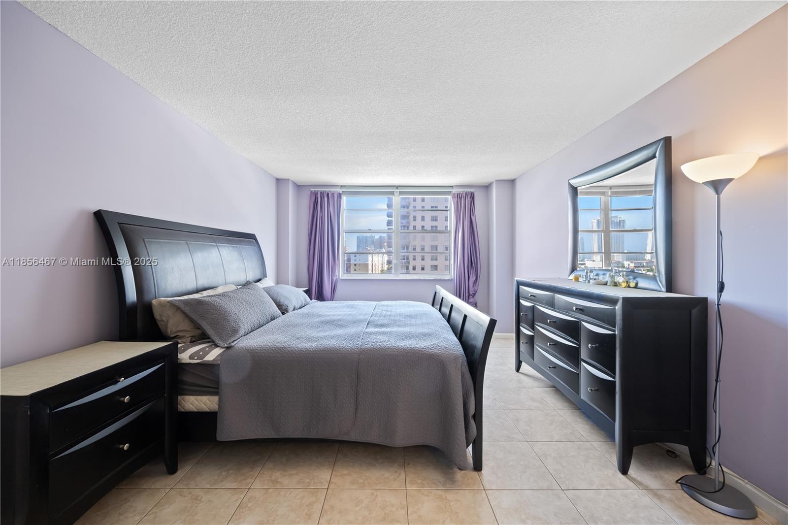 WINSTON TOWERS 200 - Residential