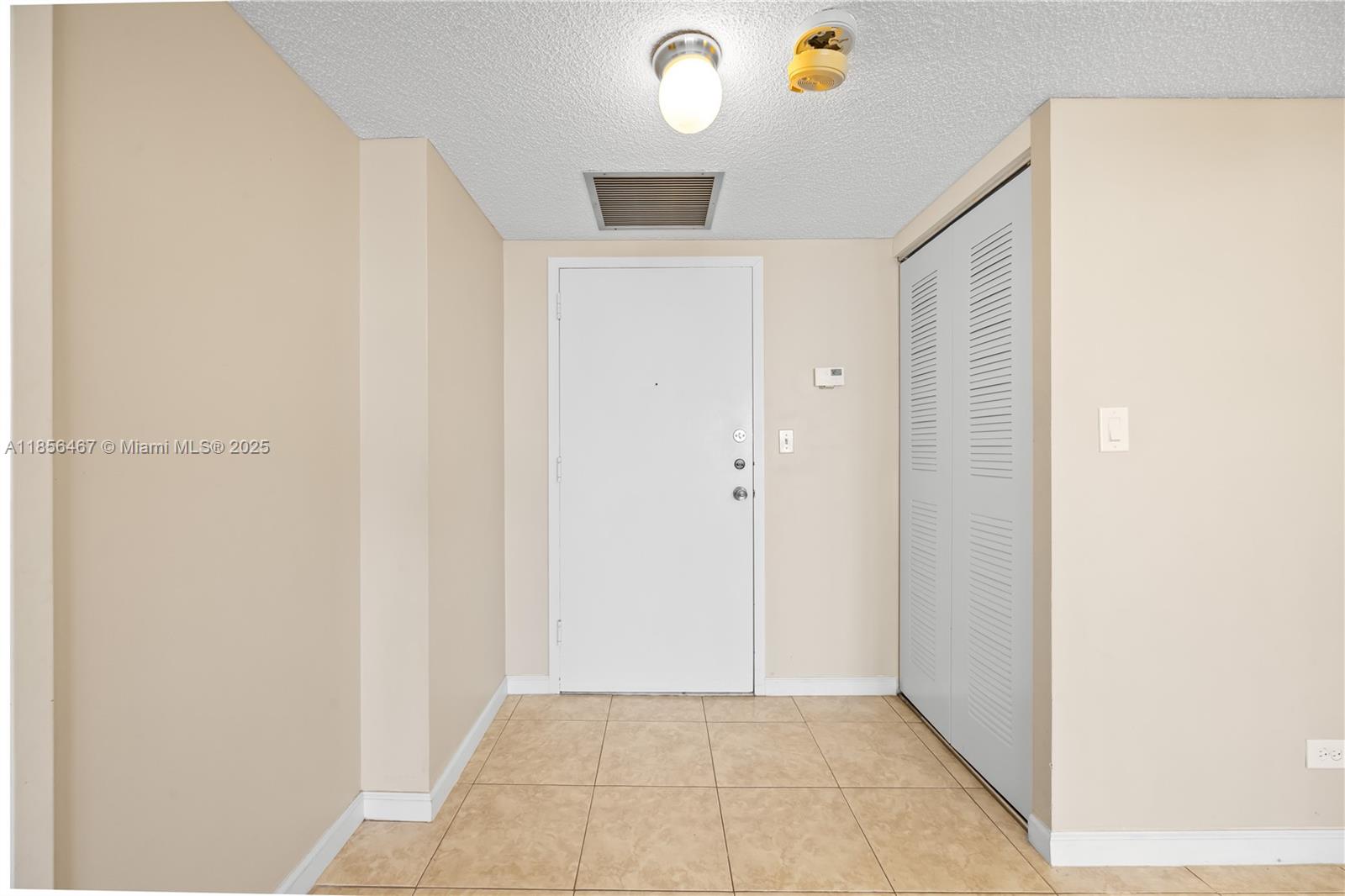 WINSTON TOWERS 200 - Residential