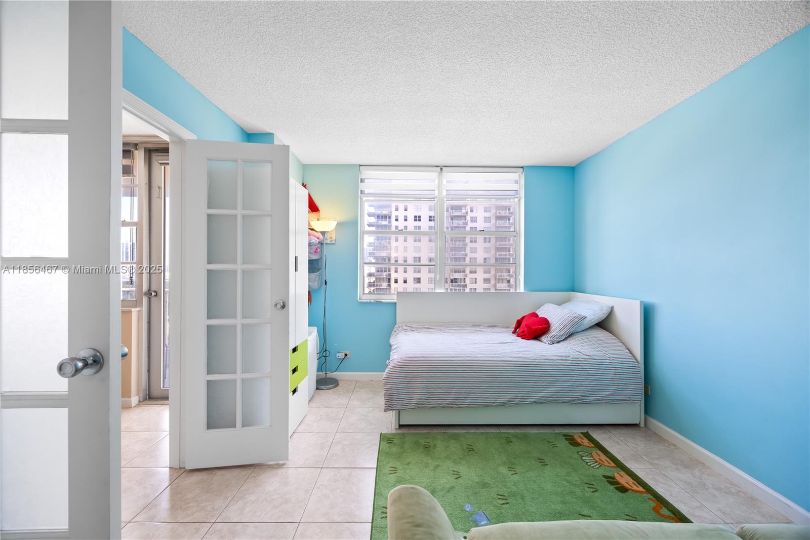 WINSTON TOWERS 200 - Residential