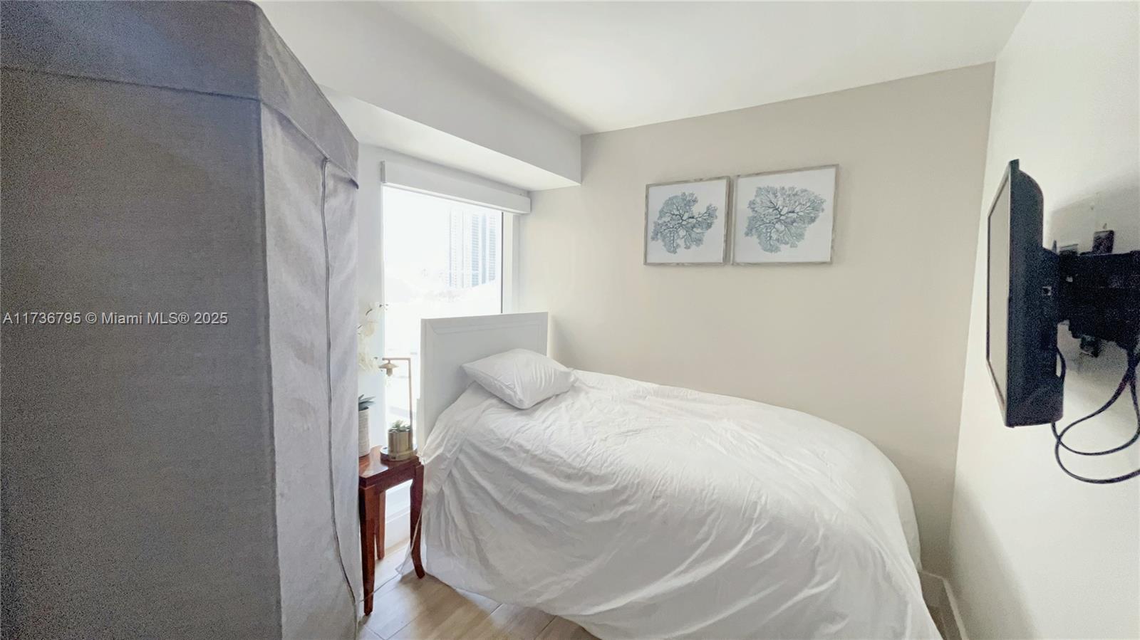 The Grand | VENETIA CONDO - Residential Lease