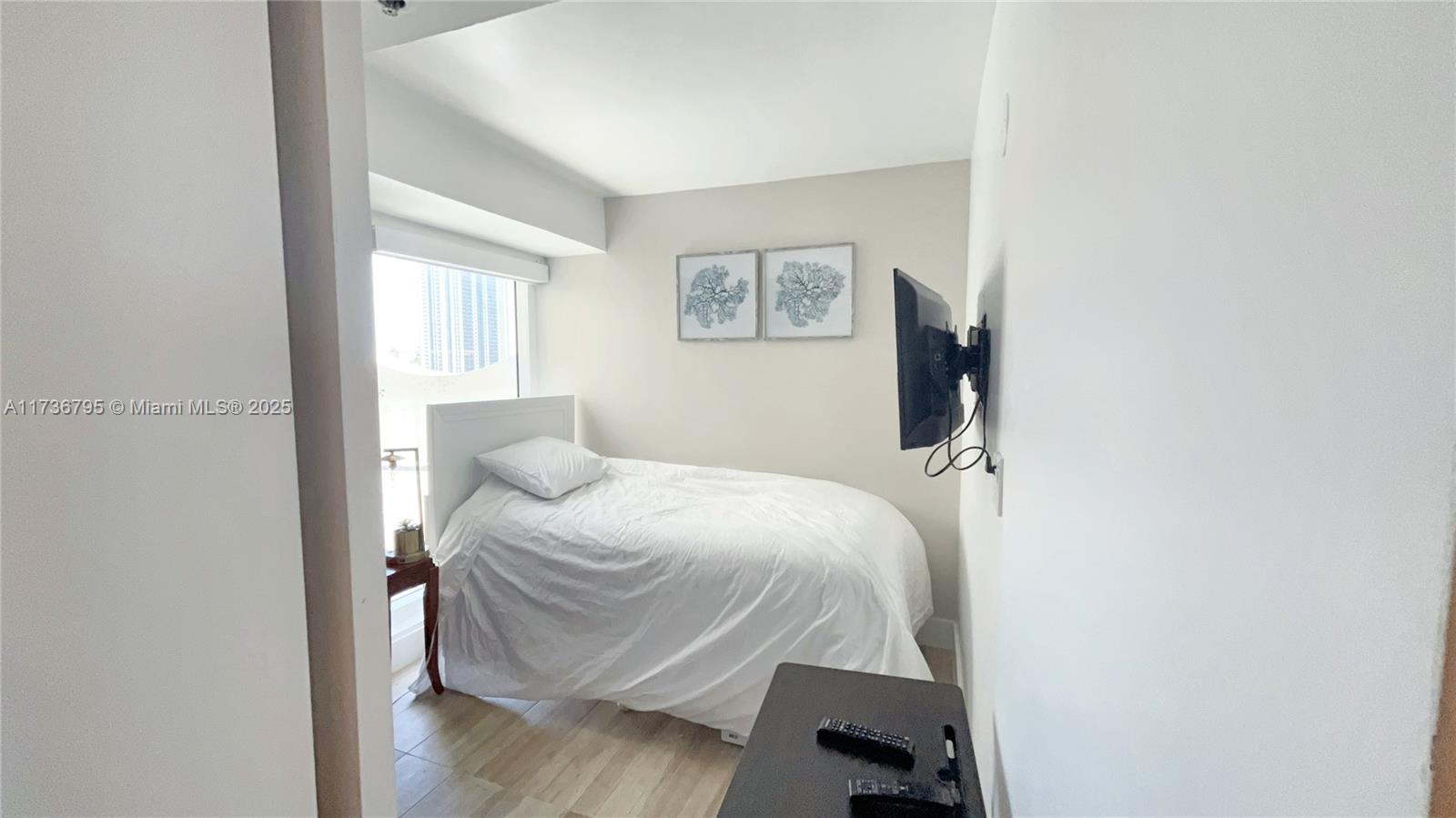 The Grand | VENETIA CONDO - Residential Lease