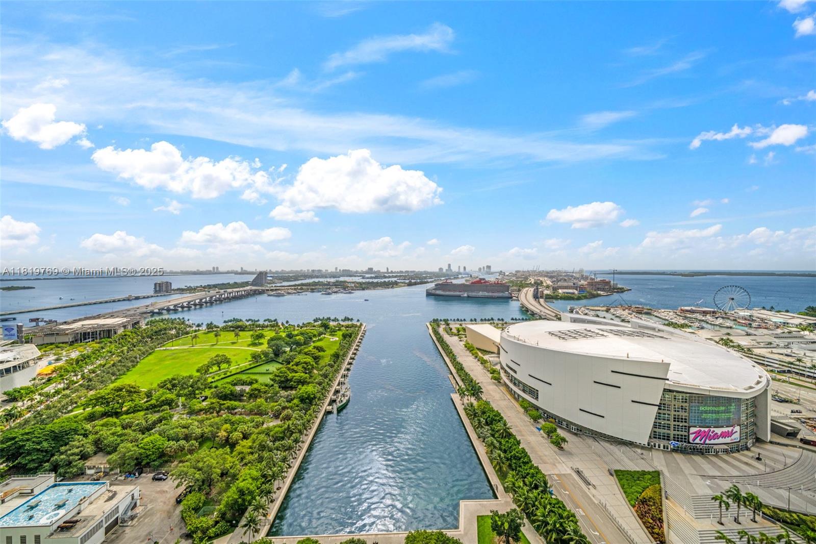 MARINABLUE CONDO - Residential Lease