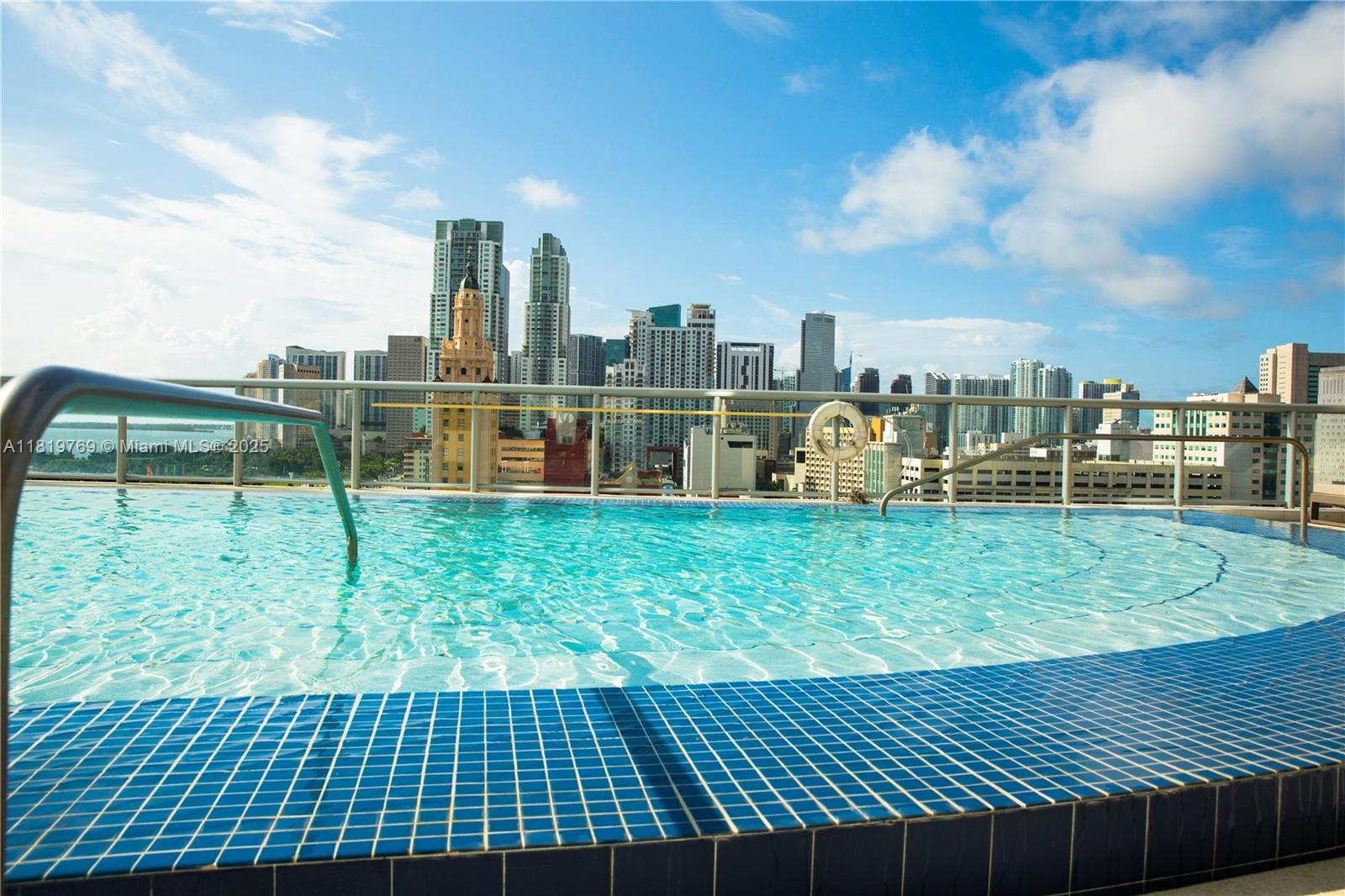 MARINABLUE CONDO - Residential Lease