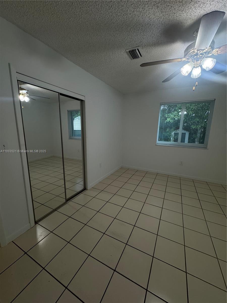 DUAL CONDO NO 1 - Residential Lease