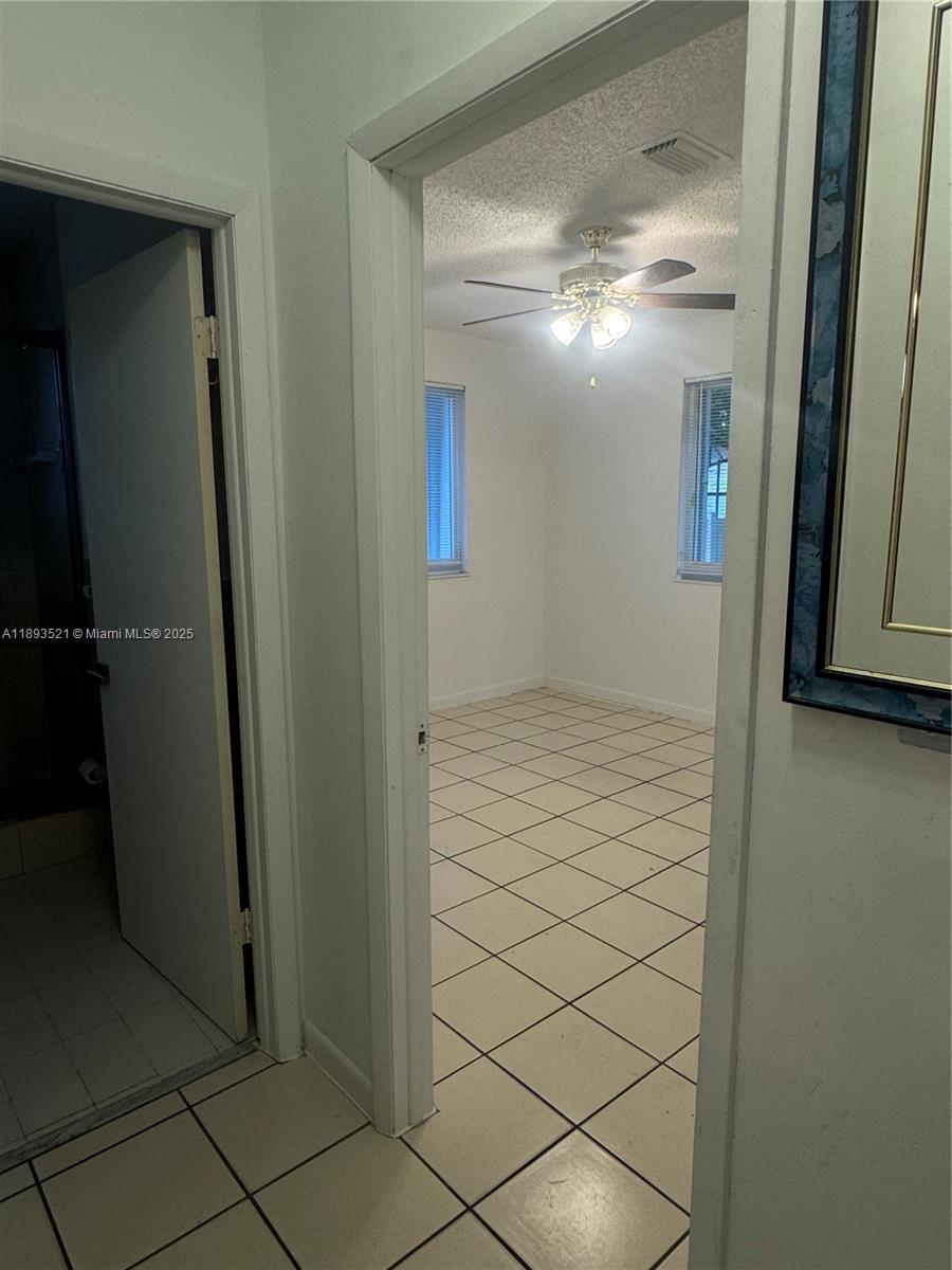 DUAL CONDO NO 1 - Residential Lease