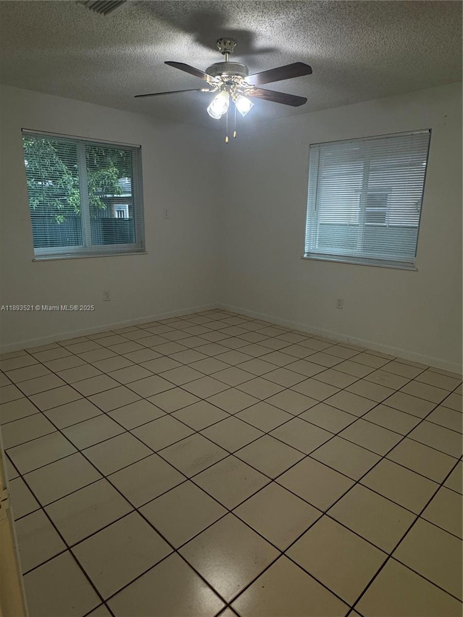 DUAL CONDO NO 1 - Residential Lease