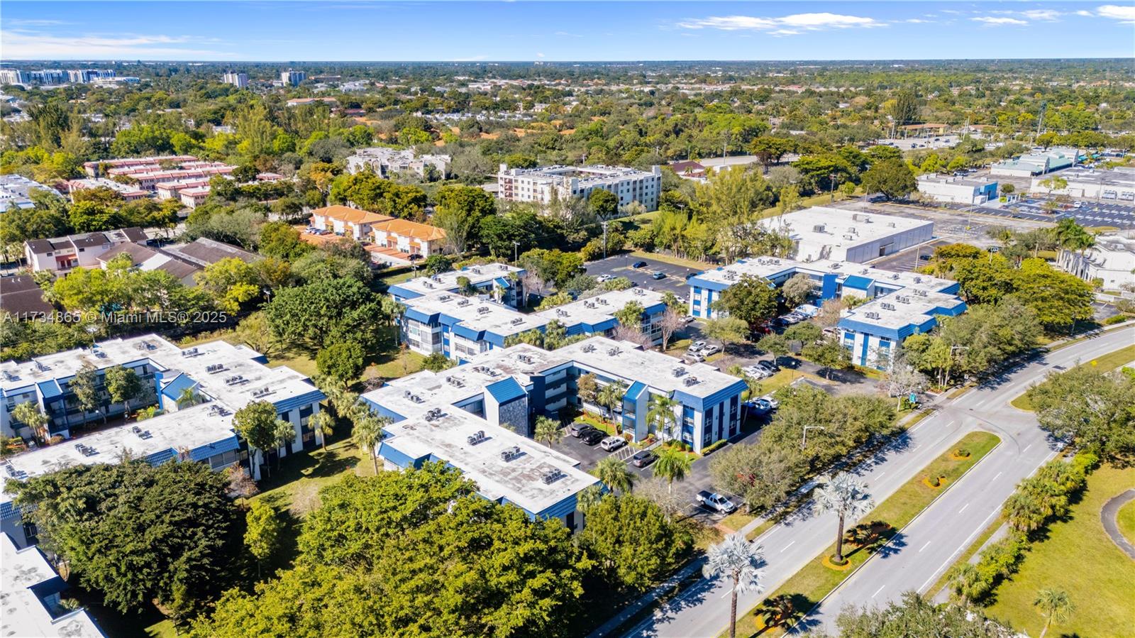 3200 Holiday Springs Blvd 3-305, Margate, Broward County, Florida - 2 Bedrooms  
2 Bathrooms - 