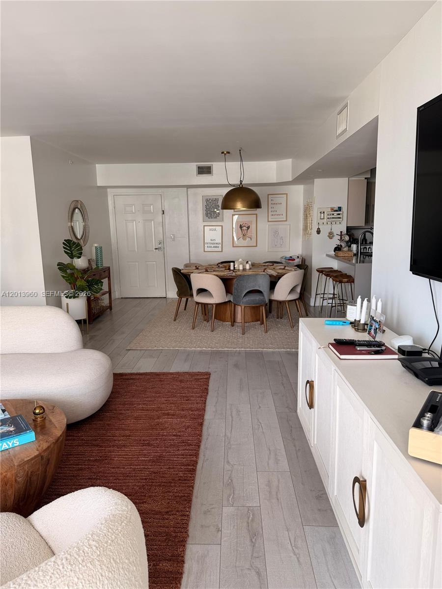 1155 Brickell Bay Dr 2904