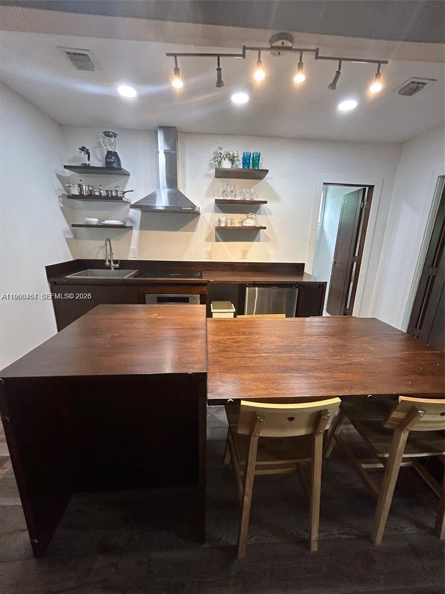 OAKLAND PARK SECOND ADD - Residential