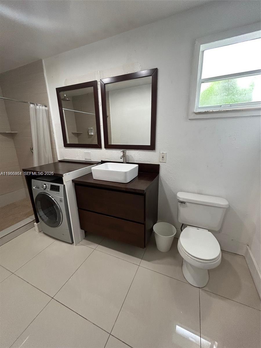 OAKLAND PARK SECOND ADD - Residential