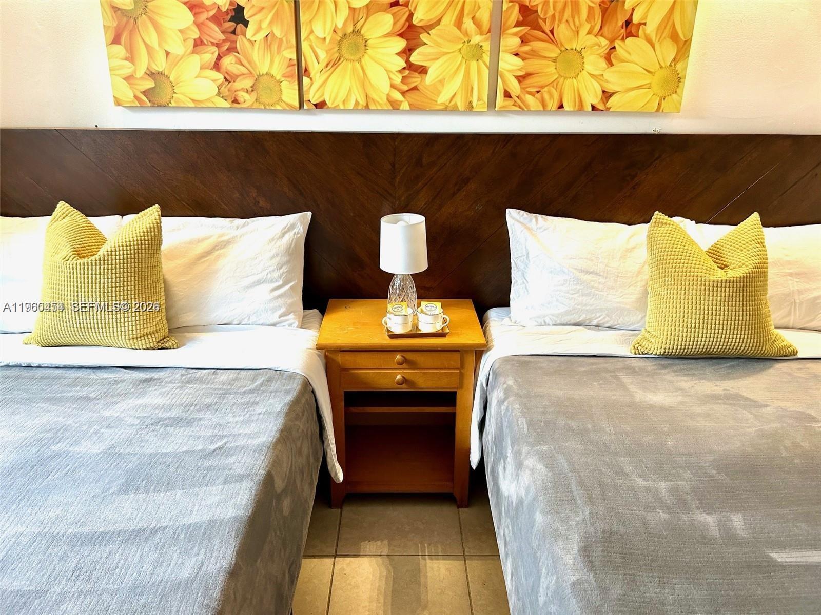 OAKLAND PARK SECOND ADD - Residential