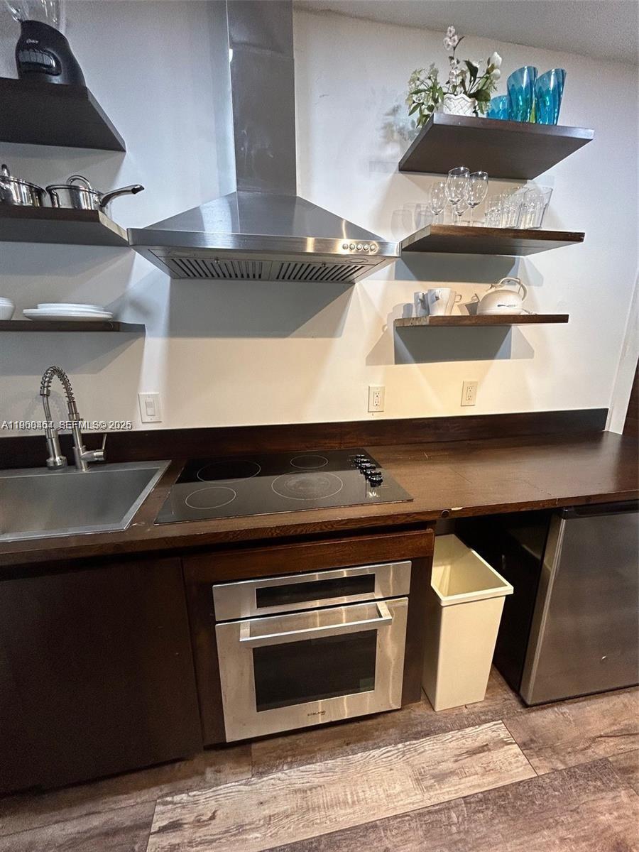 OAKLAND PARK SECOND ADD - Residential