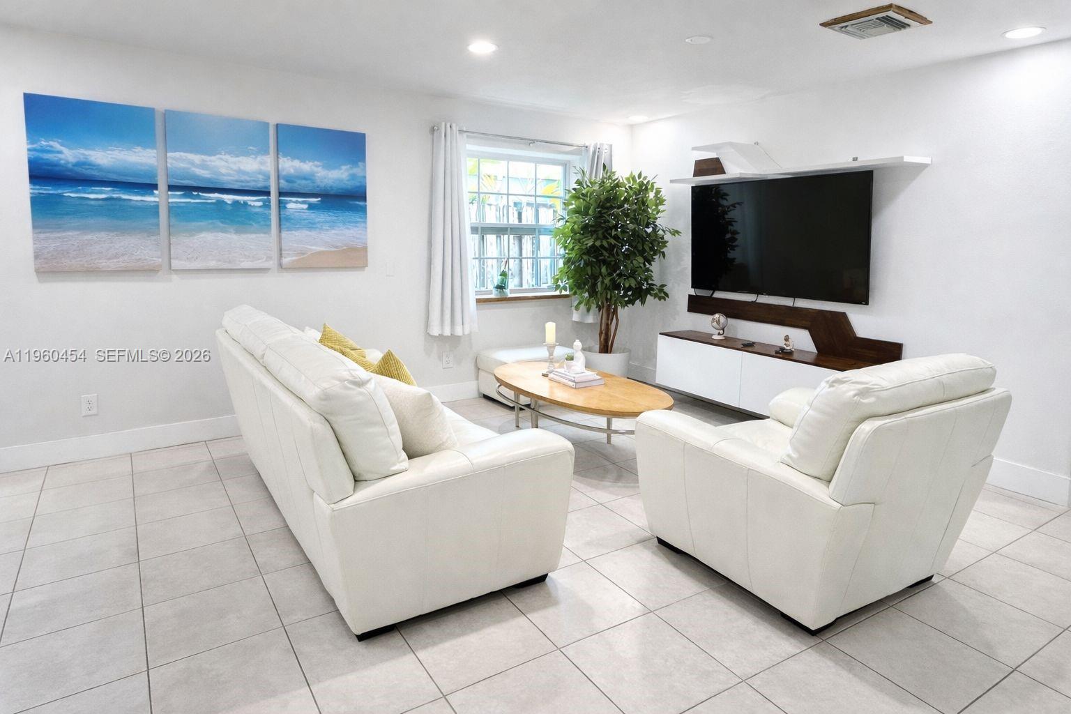 OAKLAND PARK SECOND ADD - Residential