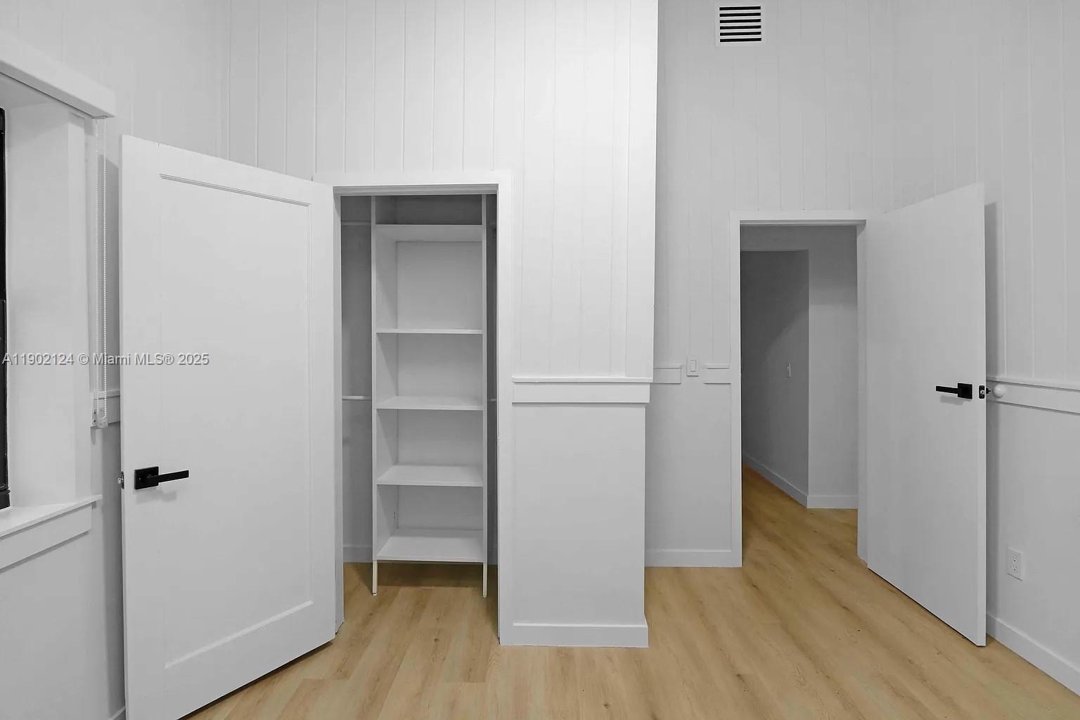 BLUE HGTS - Residential Lease