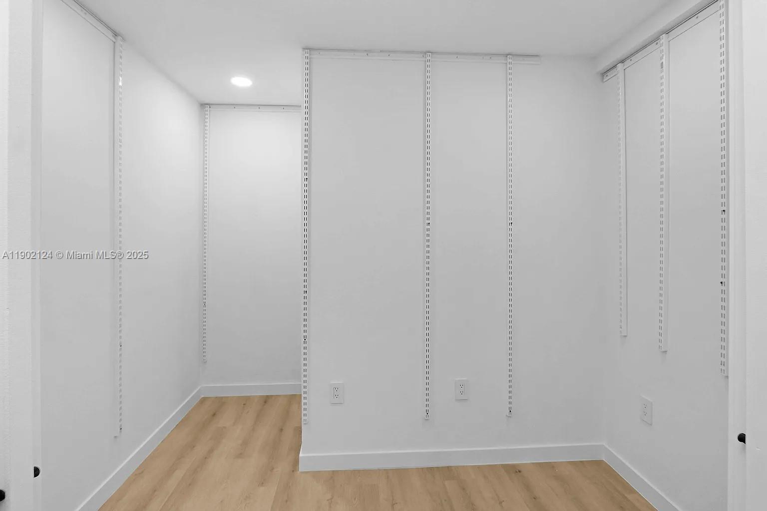 BLUE HGTS - Residential Lease