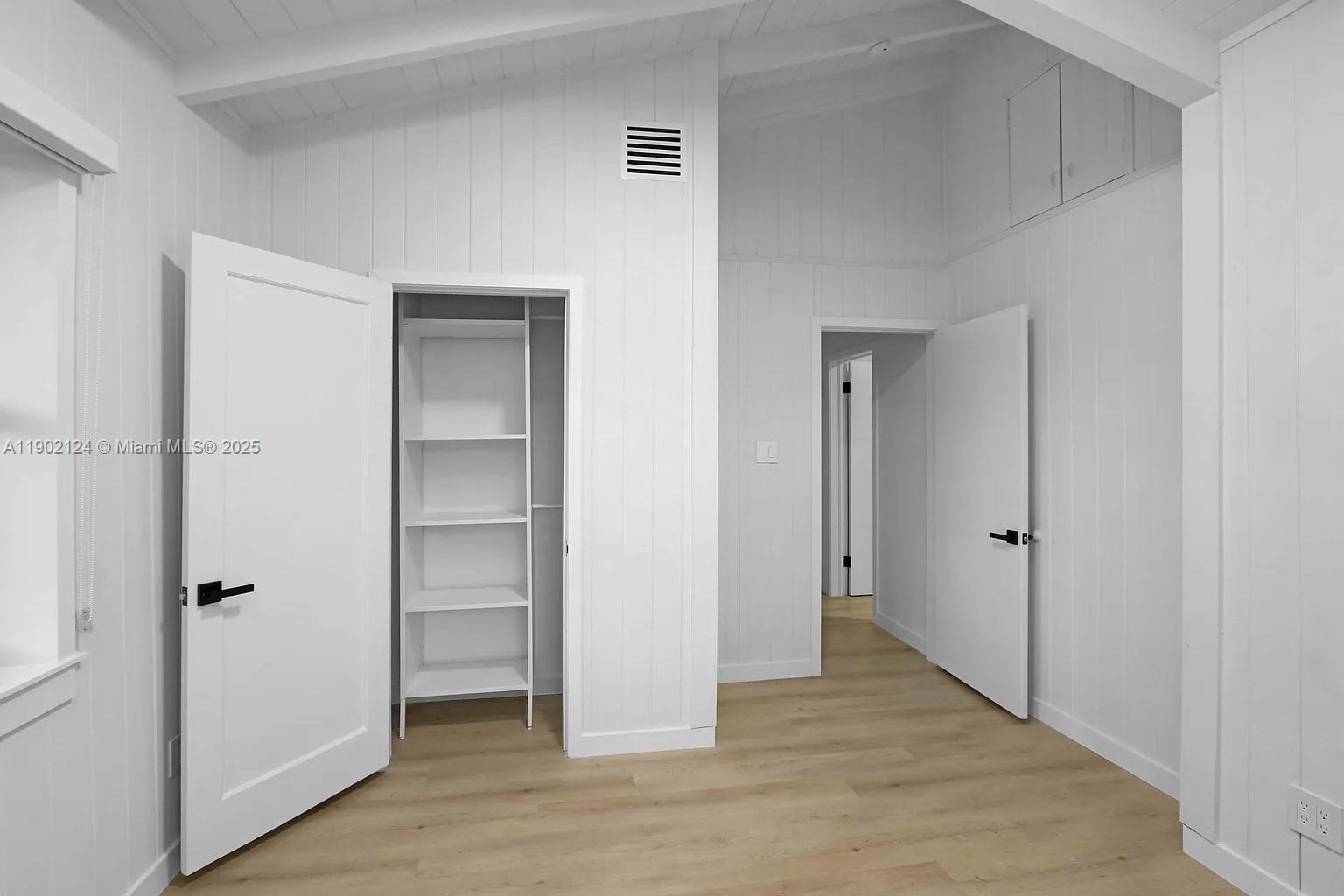 BLUE HGTS - Residential Lease