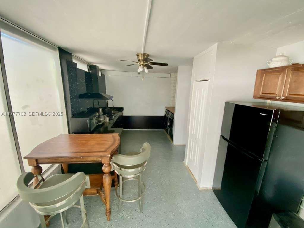 HERITAGE HOMES - Residential Lease