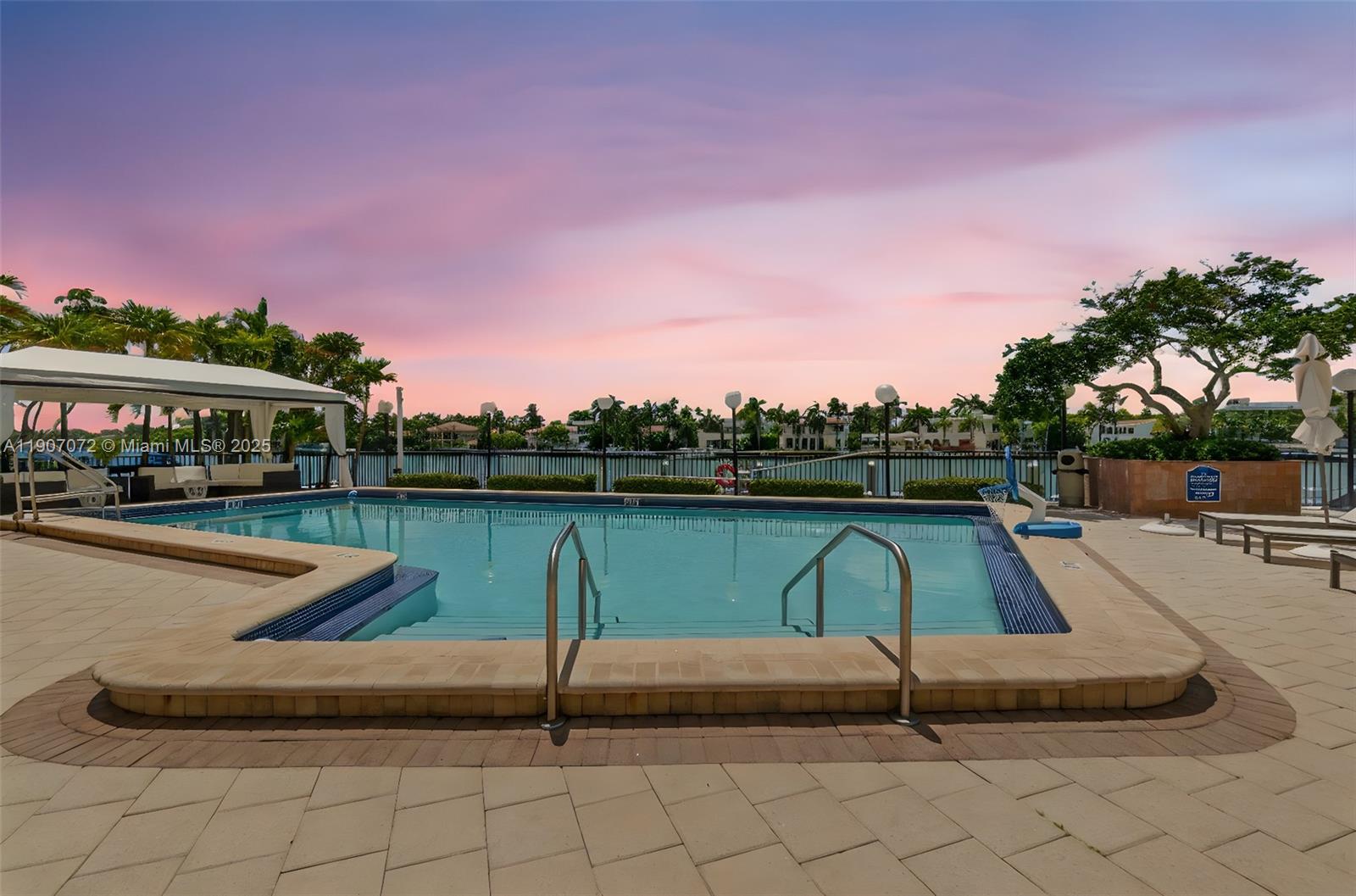 FIFTY SIX-SIXTY COLLINS A - Residential