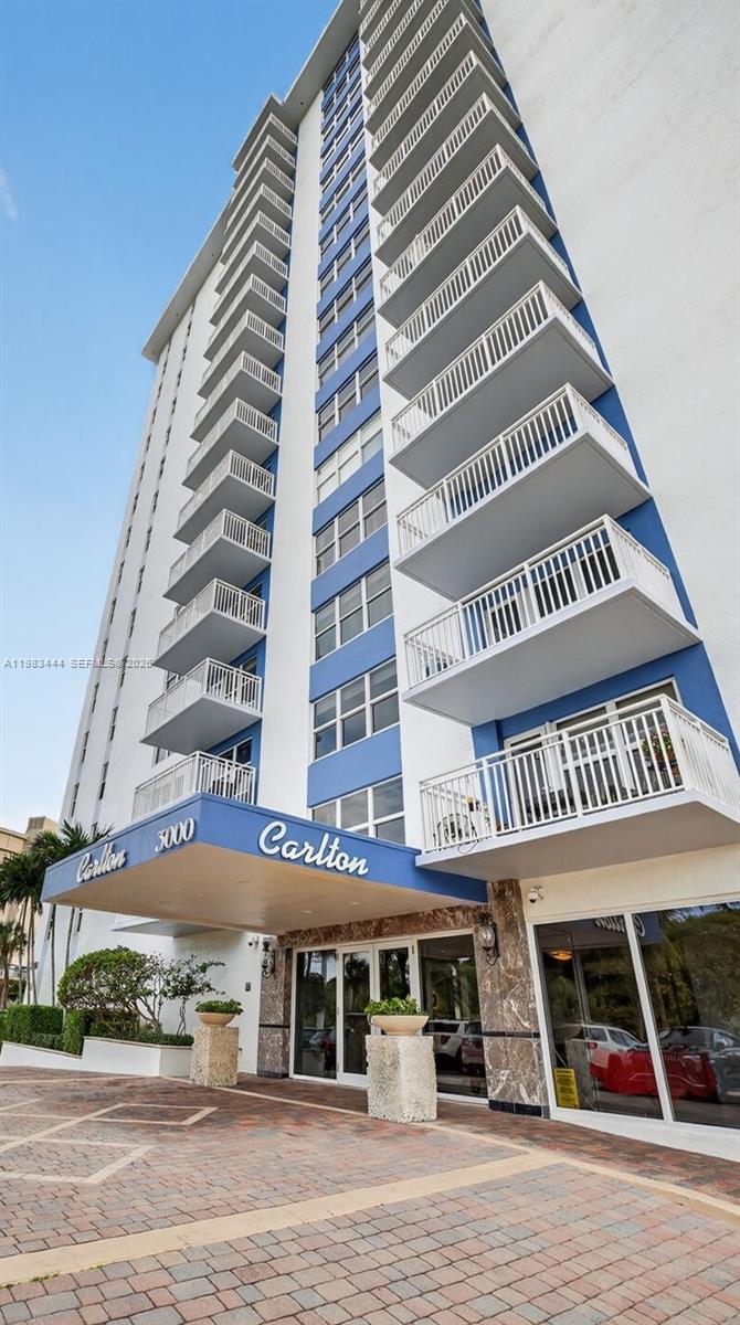 CARLTON TOWER CONDO - Residential Lease