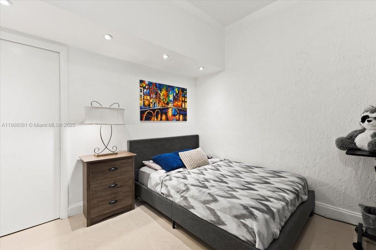 NEXT SUNRISE ENSEMBLE - Residential