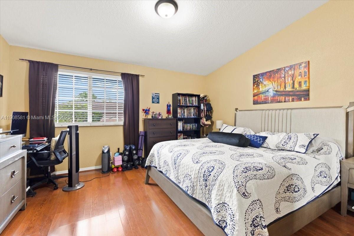 NEXT SUNRISE ENSEMBLE - Residential