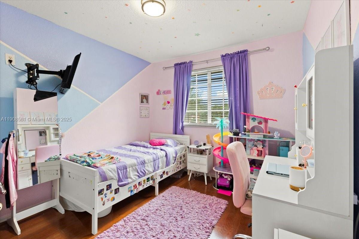 NEXT SUNRISE ENSEMBLE - Residential