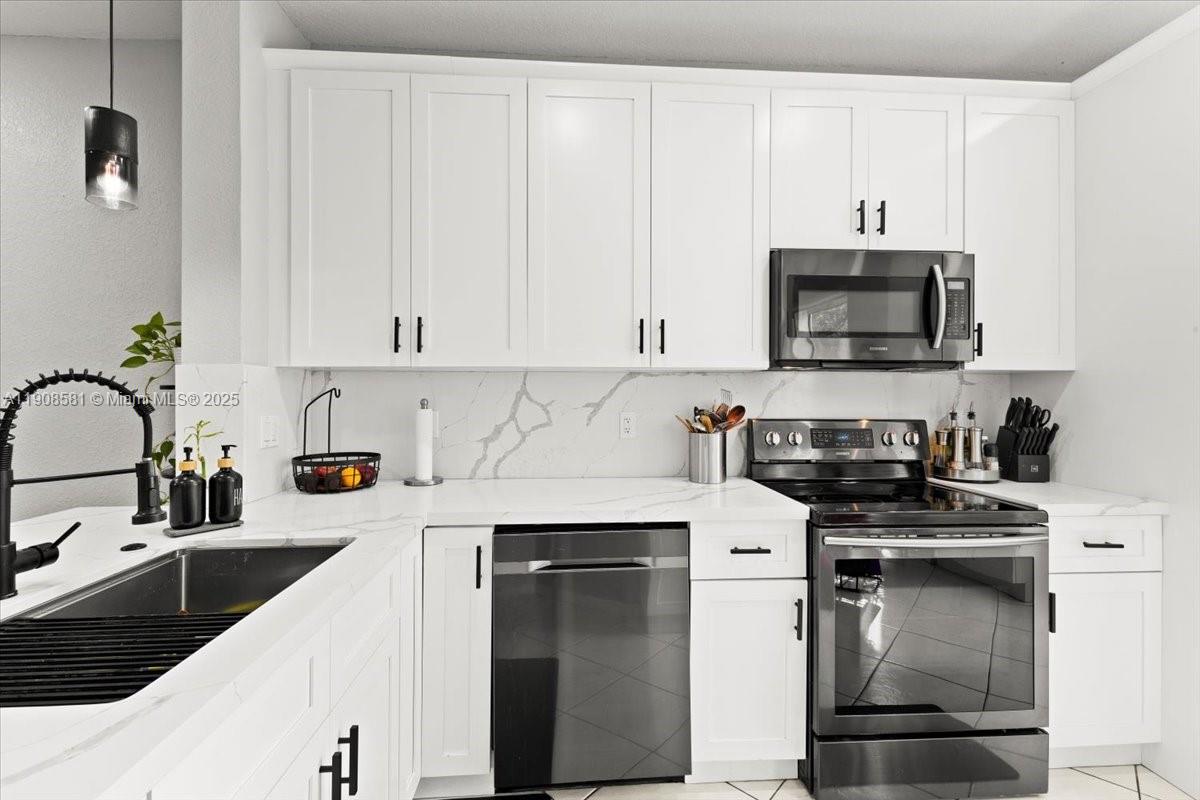 NEXT SUNRISE ENSEMBLE - Residential