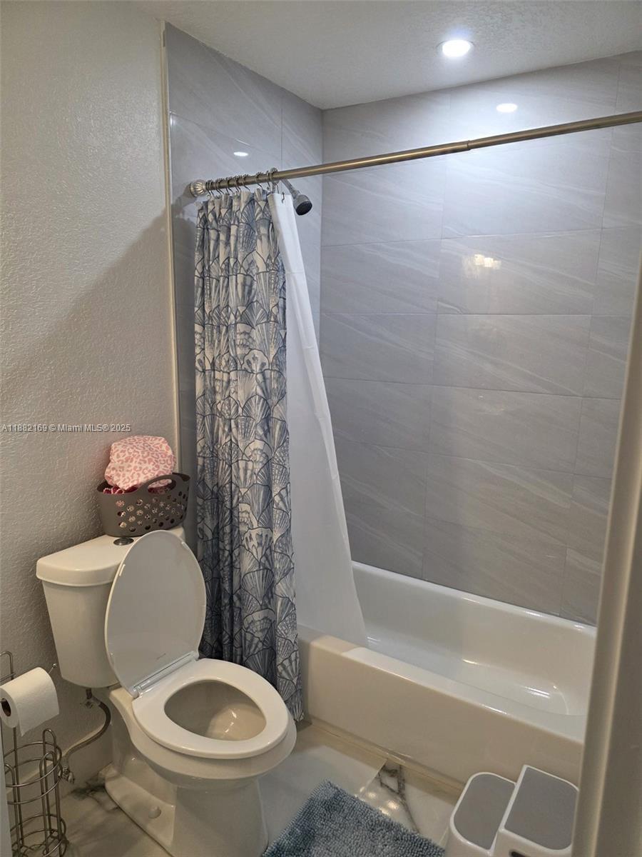 OAK PARK SEC 5 - Residential