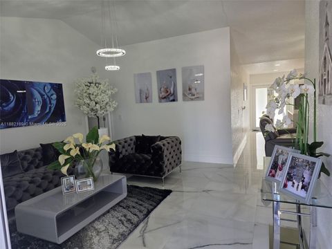 20842 SW 122nd Pl Miami FL 33177