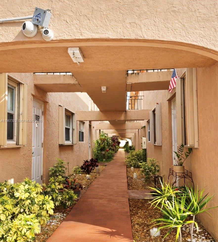 BOCA TOWNE CENTRE CONDO - Residential Lease