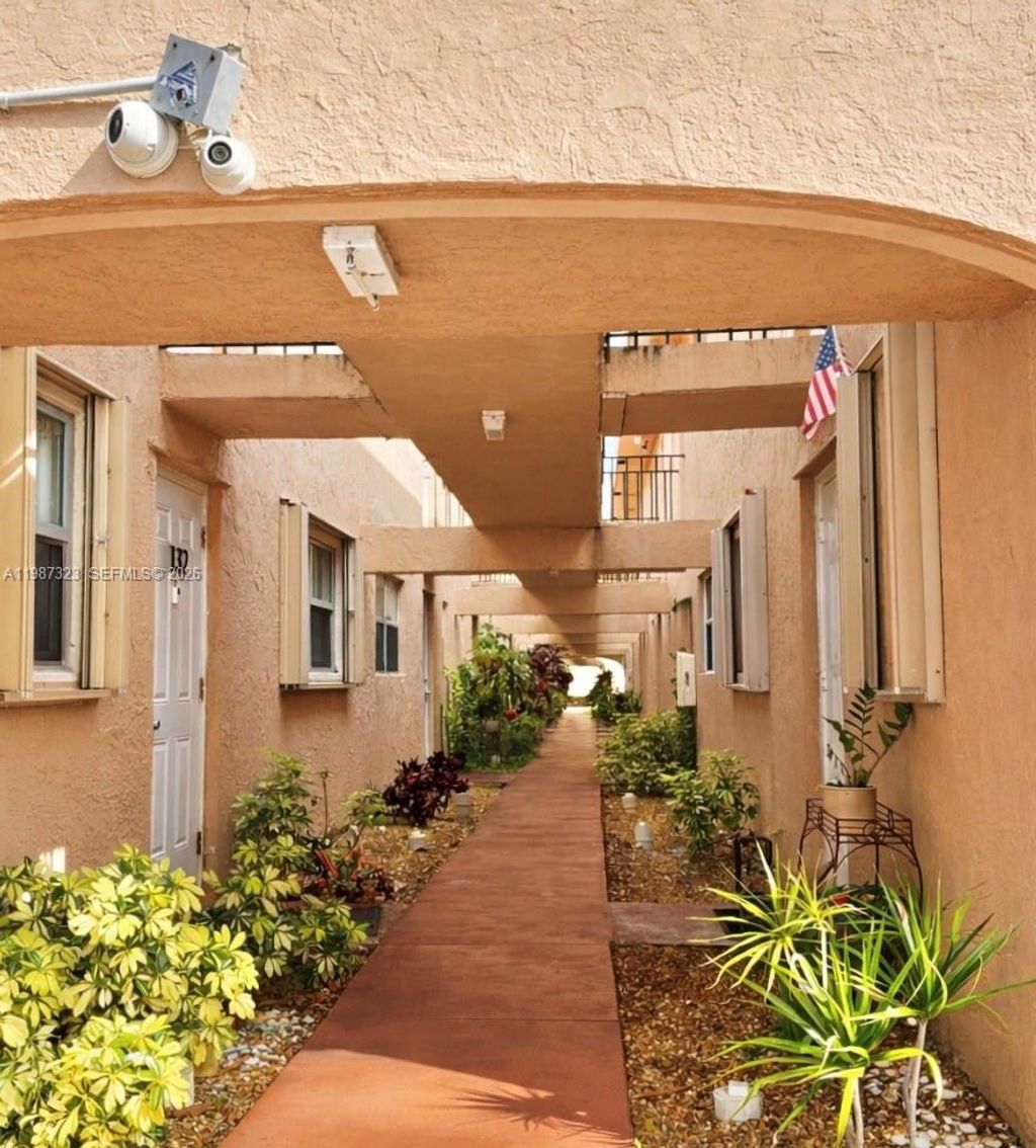 Photo of 550 SW 2nd Ave #1210, Boca Raton, FL 33432 (MLS # A11987323)