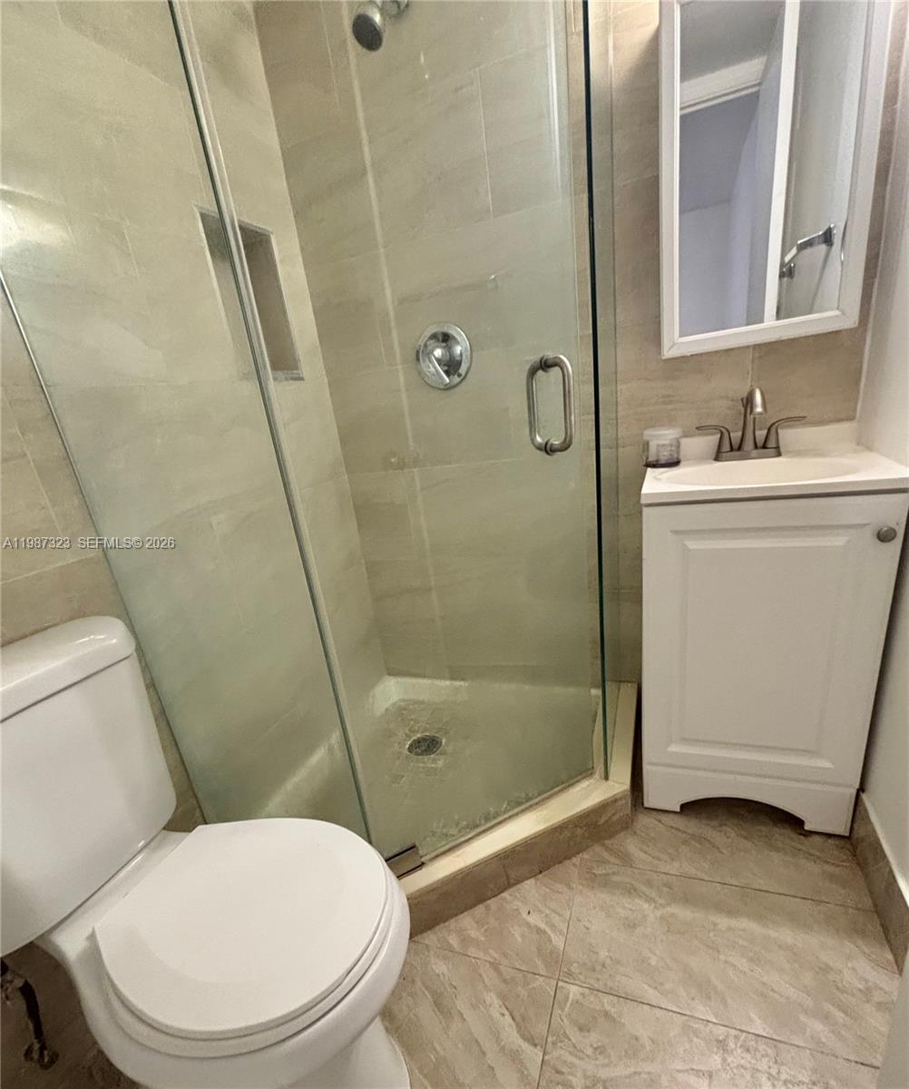 BOCA TOWNE CENTRE CONDO - Residential Lease