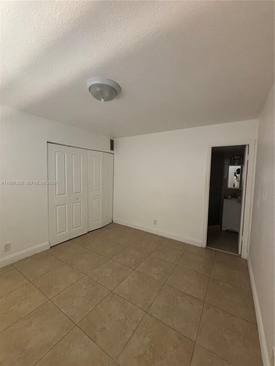 BOCA TOWNE CENTRE CONDO - Residential Lease
