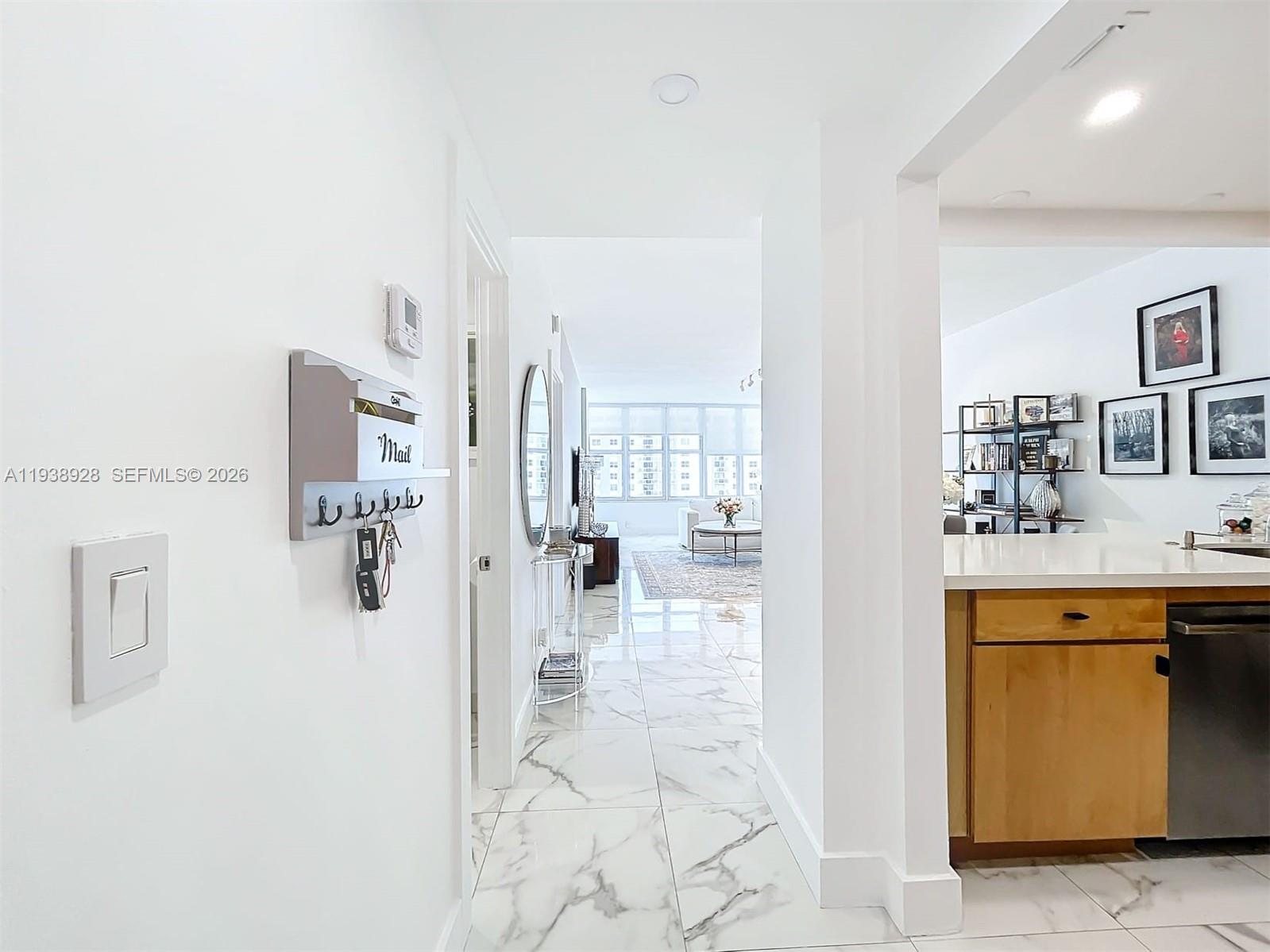 IMPERIAL TOWERS CONDO - Residential