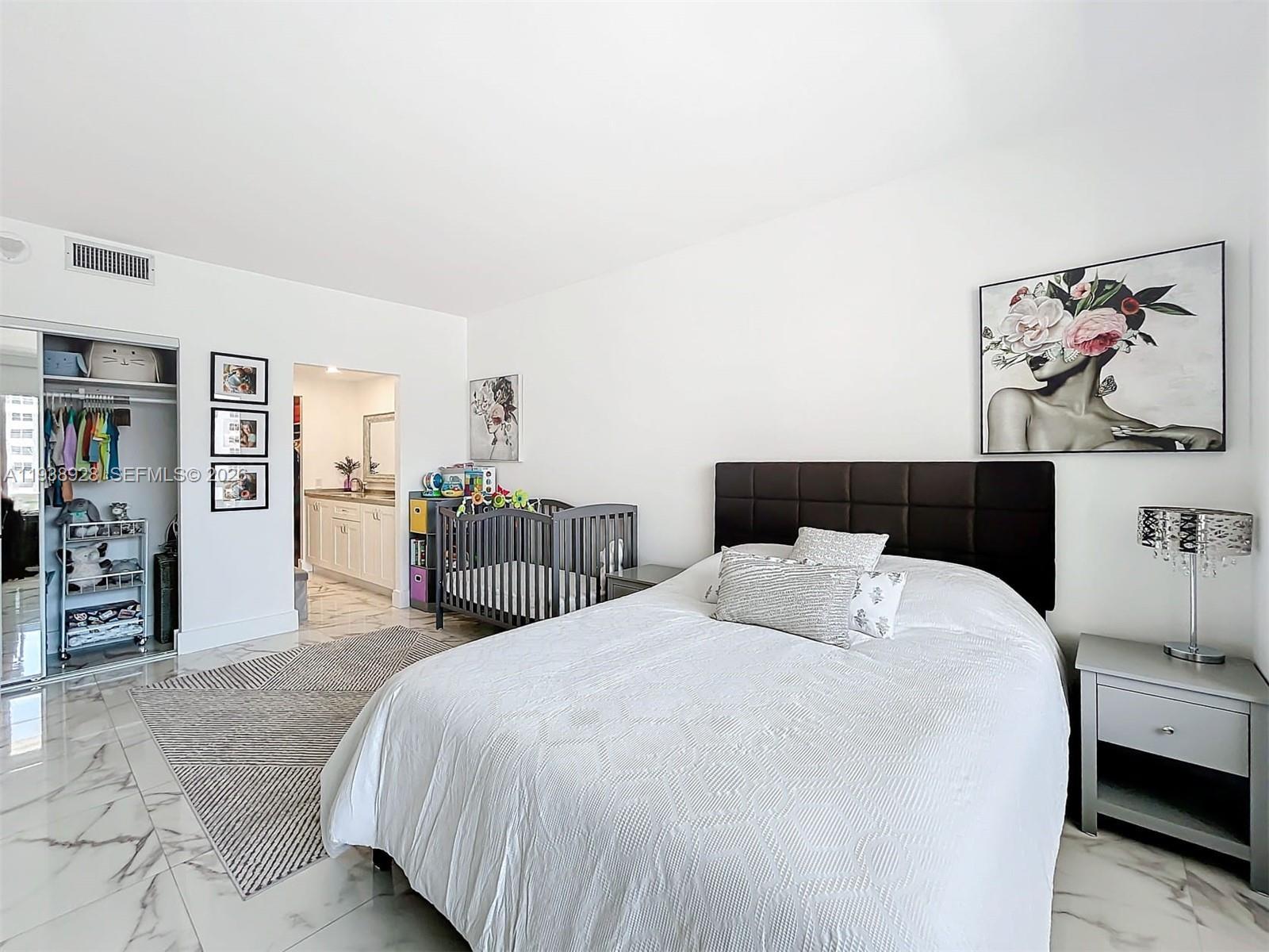 IMPERIAL TOWERS CONDO - Residential