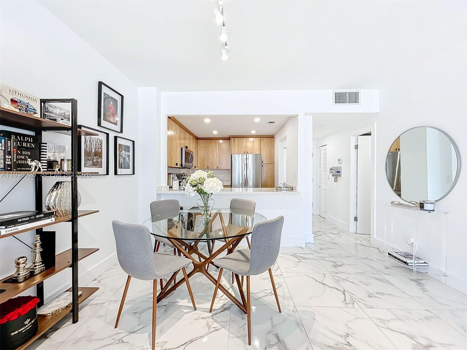 IMPERIAL TOWERS CONDO - Residential