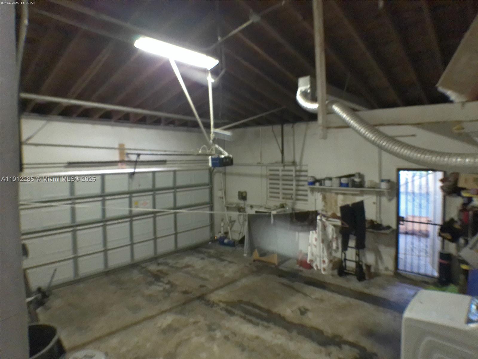 BAYSHORE MANOR 1ST ADDN - Residential