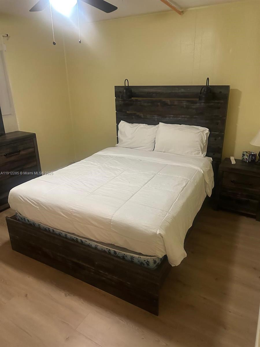 BAYSHORE MANOR 1ST ADDN - Residential