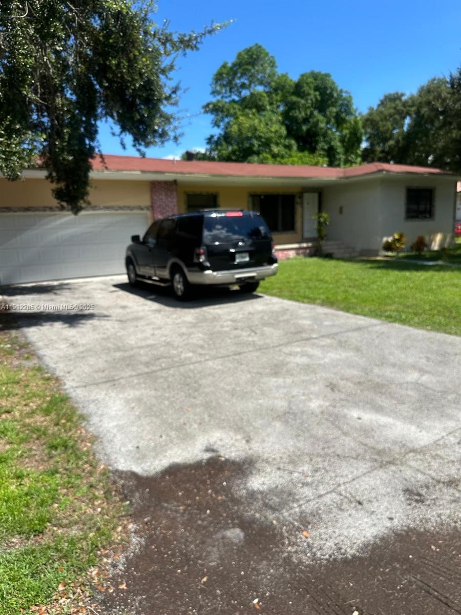 BAYSHORE MANOR 1ST ADDN - Residential