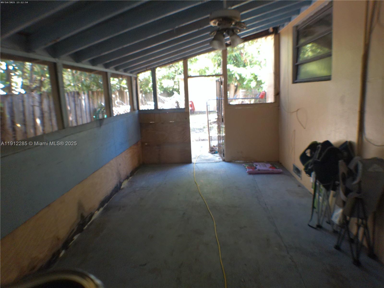 BAYSHORE MANOR 1ST ADDN - Residential