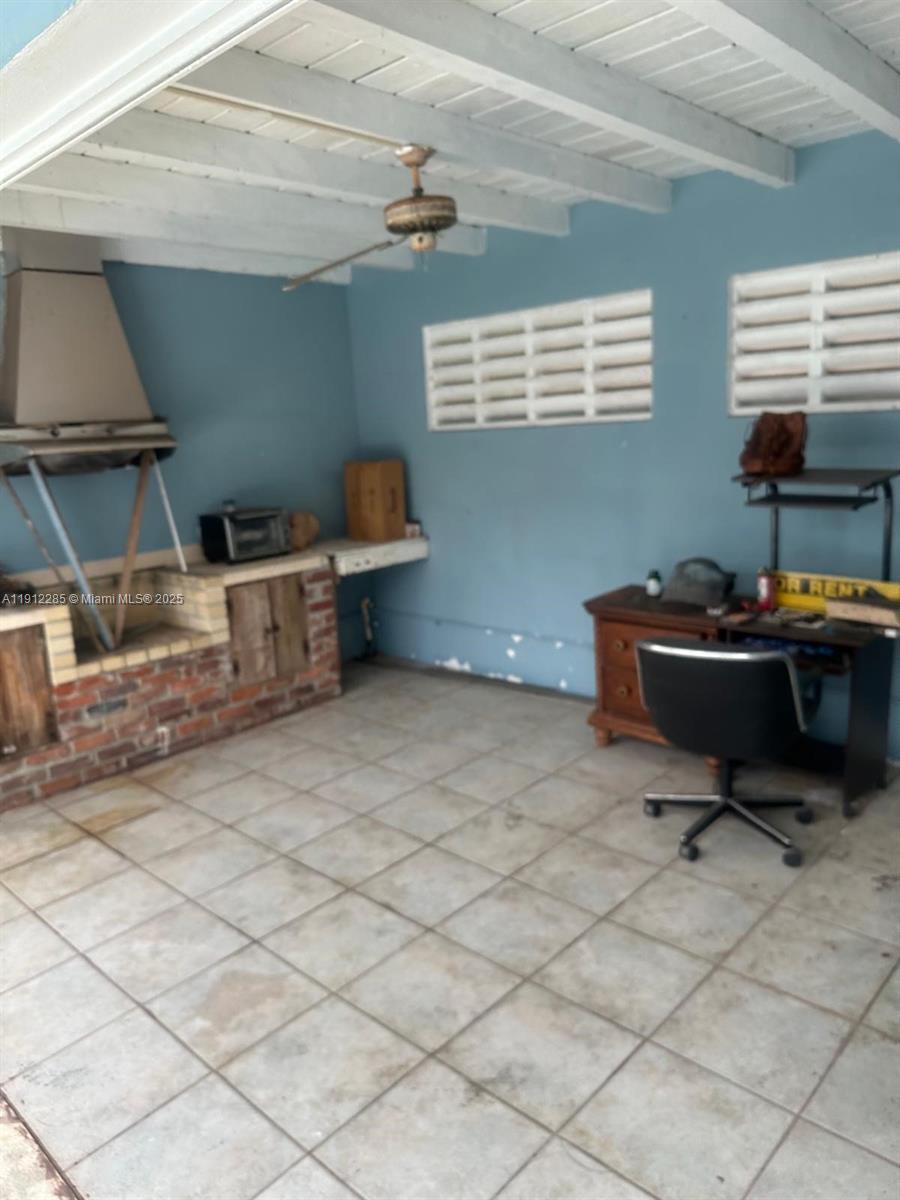 BAYSHORE MANOR 1ST ADDN - Residential