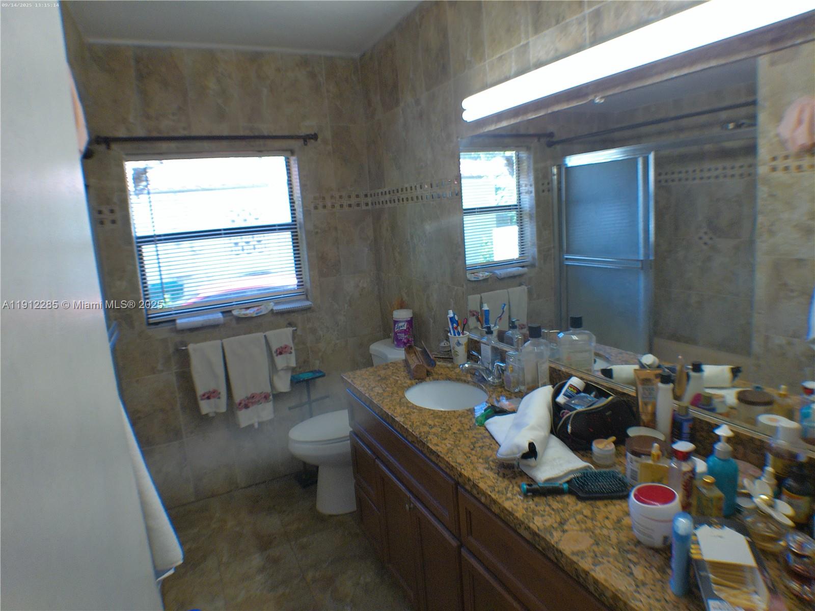 BAYSHORE MANOR 1ST ADDN - Residential