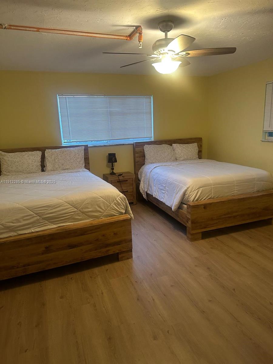 BAYSHORE MANOR 1ST ADDN - Residential