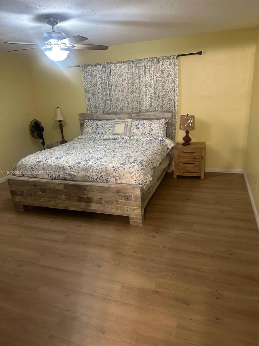 BAYSHORE MANOR 1ST ADDN - Residential