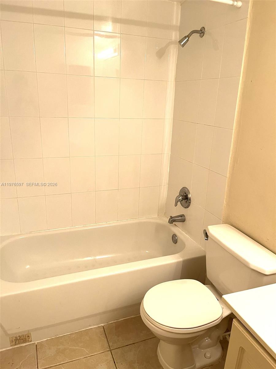 SUNSET PALMS EAST CONDO - Residential