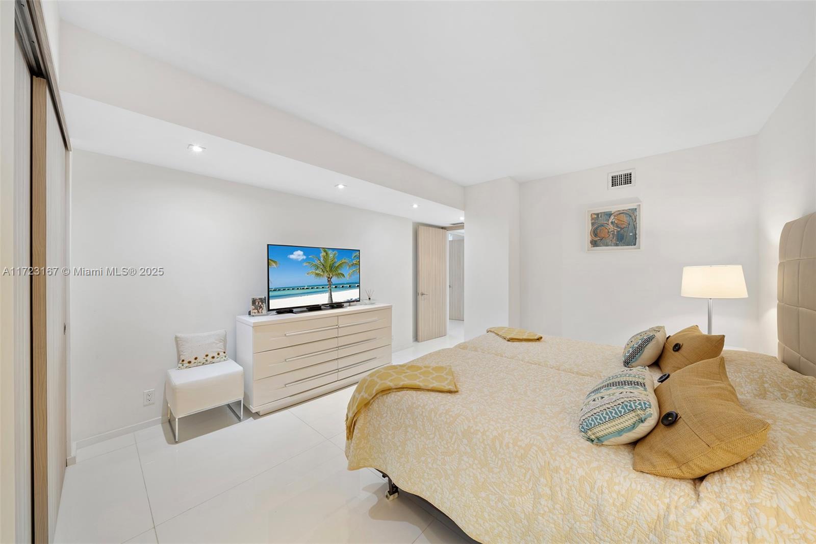 BAL HARBOUR 101 CONDO - Residential