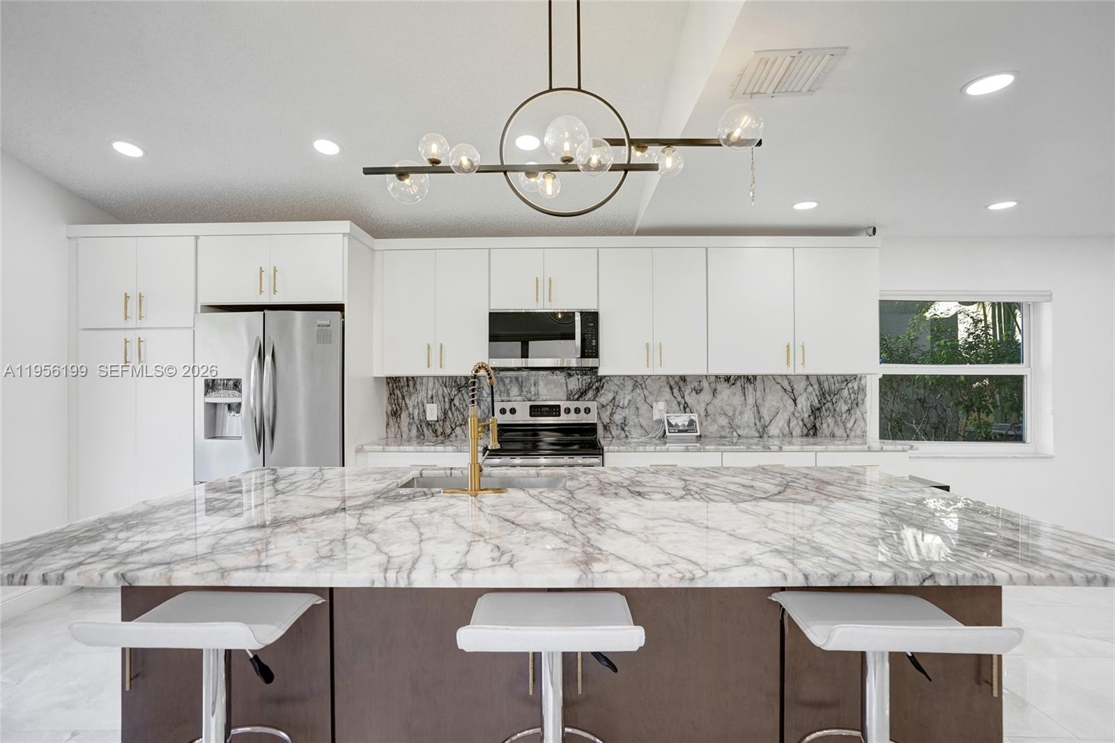 WYNDHAM CIRCLE - Residential