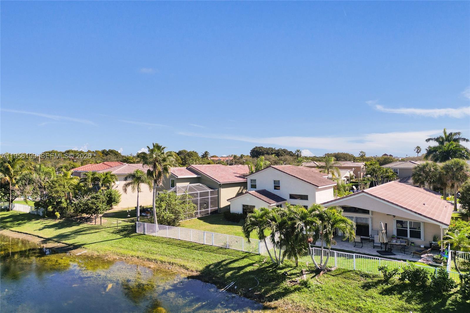 WYNDHAM CIRCLE - Residential