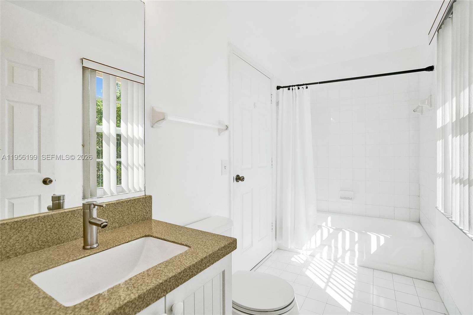 WYNDHAM CIRCLE - Residential