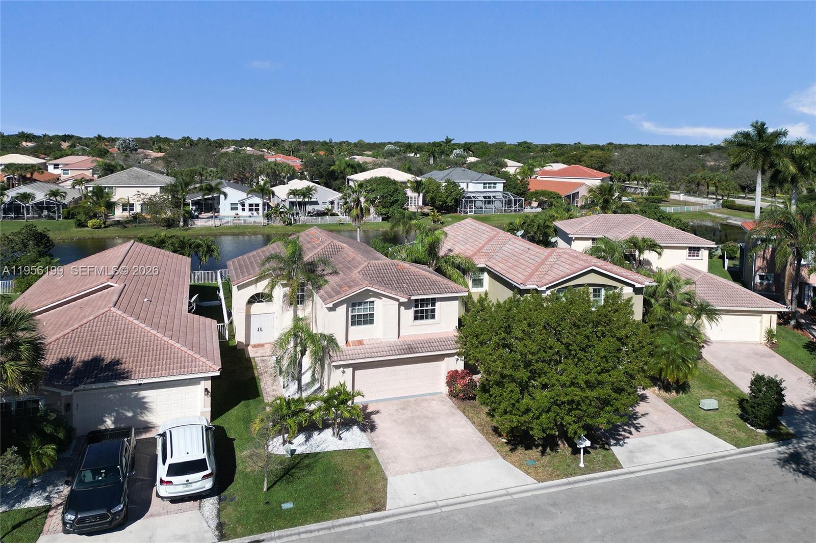 WYNDHAM CIRCLE - Residential